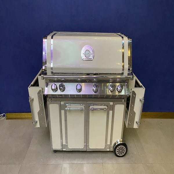 Tekno gas barbecue with 6 burners